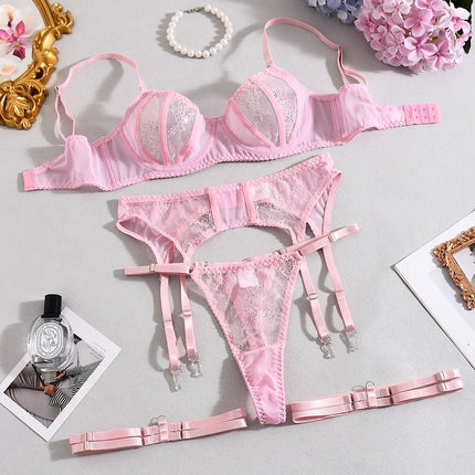 Blush Lace Lingerie Set🩷✨